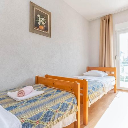 Jure Apartment Porec Exterior photo
