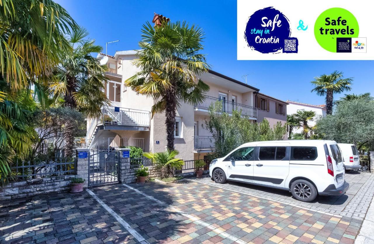 Jure Apartment Porec Exterior photo